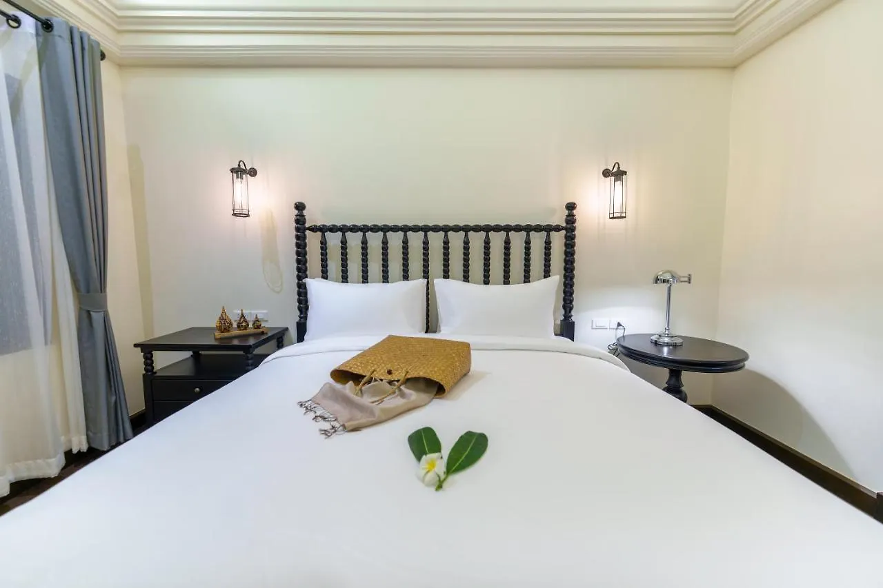 V Maison Boutique Hotel Λουάνγκ Πραμπάνγκ