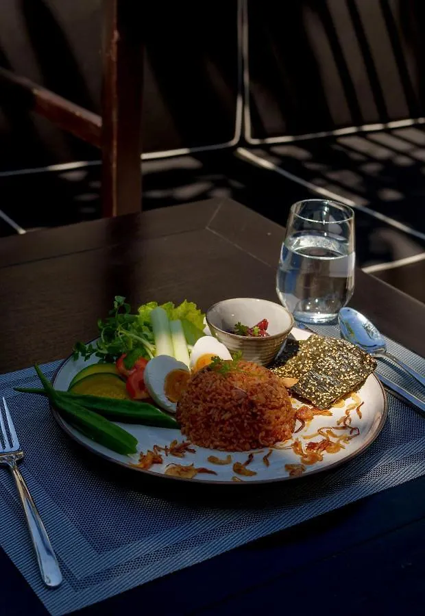 V Maison Boutique Hotel Λουάνγκ Πραμπάνγκ